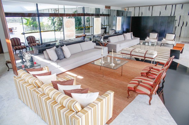 Sala de estar do Palácio Jaburu. Foto: Anderson Riedel / Divulgação.